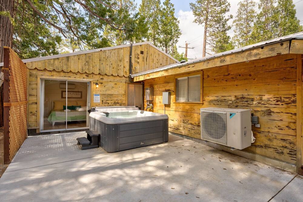 Photo of Others in Wishon
