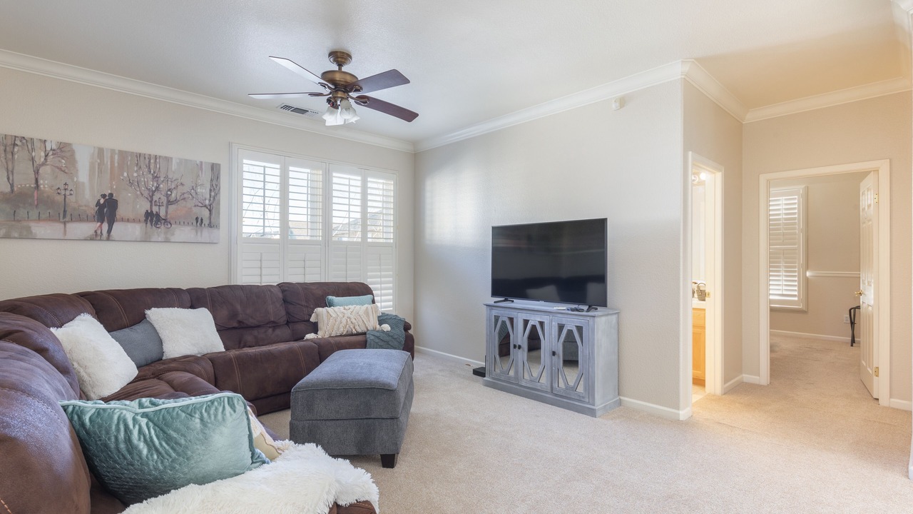 Photo of Livingroom in Wright Area Action Group
