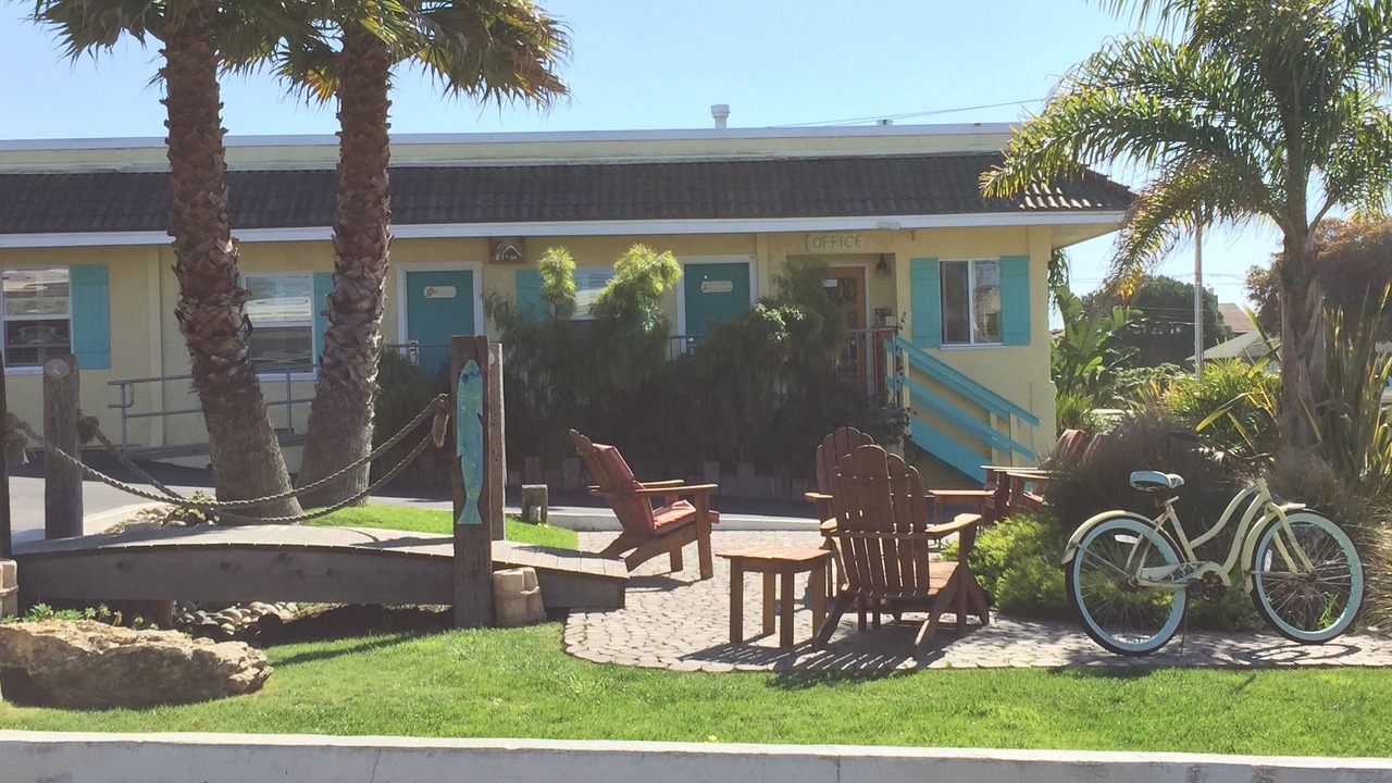 Photo of Buildings in Morro Bay