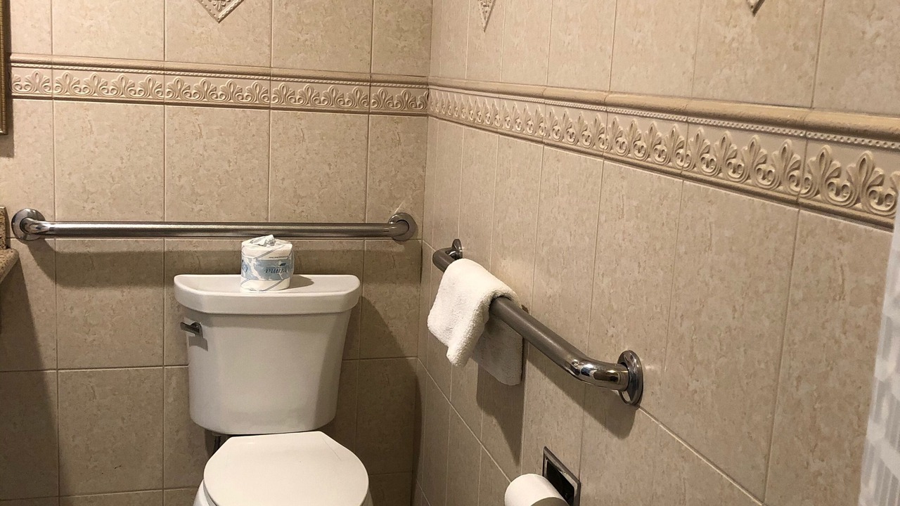 Photo of Bathroom in Walnut Valley