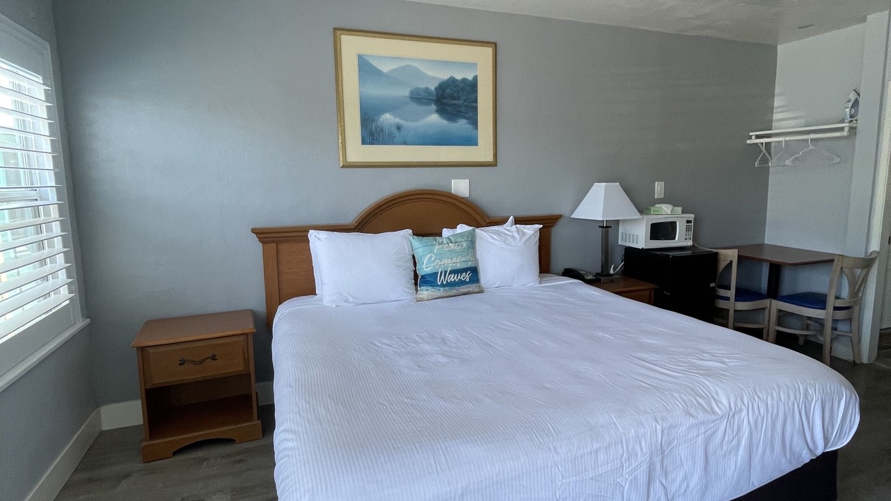 Photo of Bedroom in Shell Beach