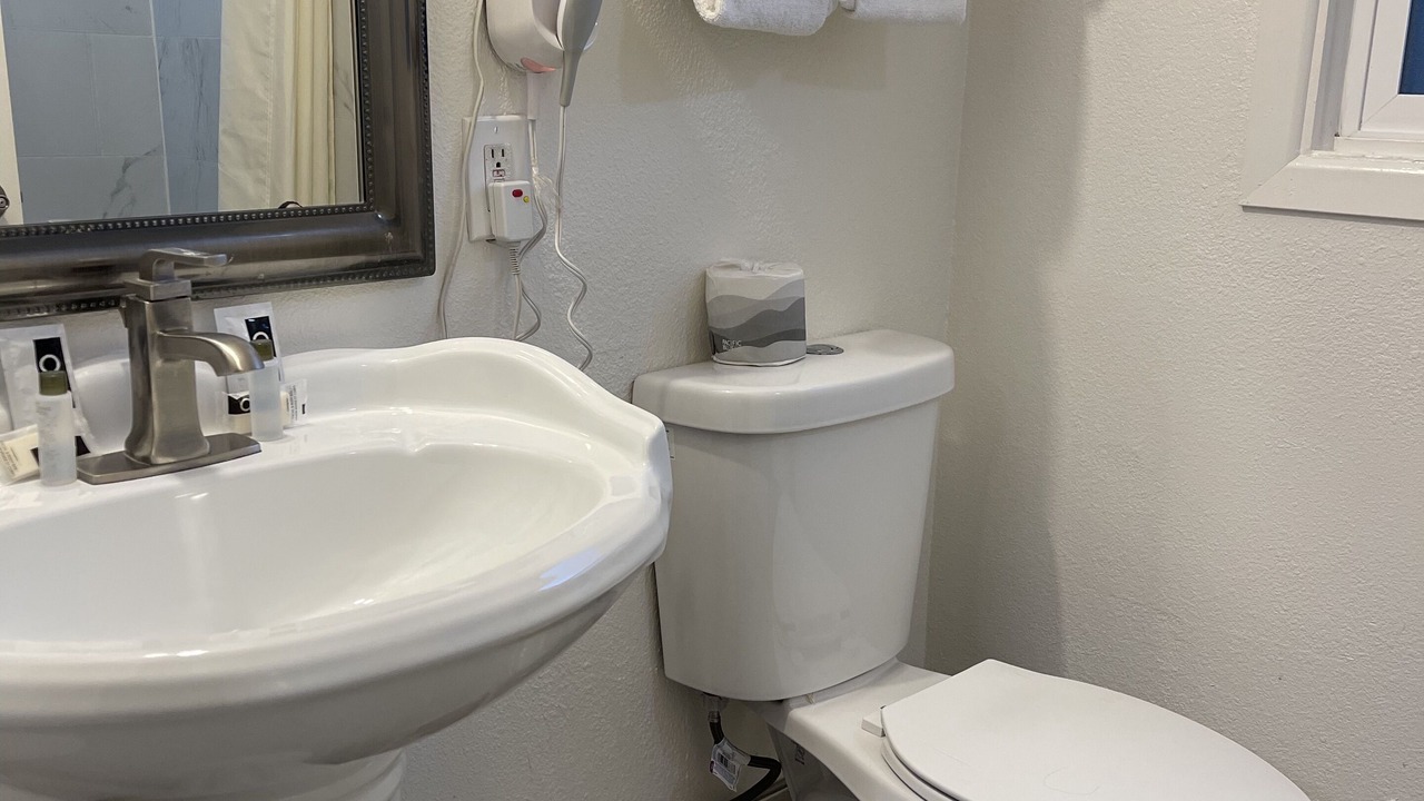 Photo of Bathroom in Shell Beach