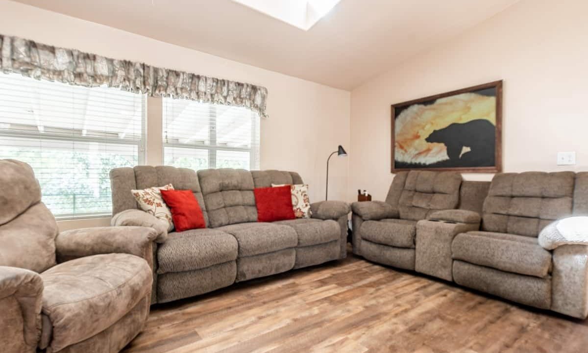 Photo of Livingroom in Coarsegold