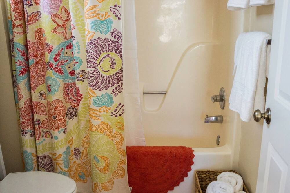 Photo of Bathroom in Chico