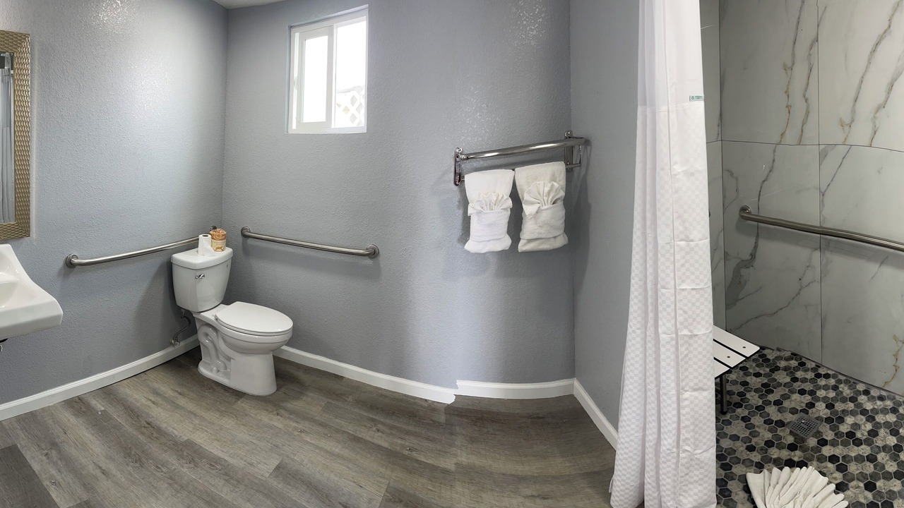 Photo of Bedroom in Downtown