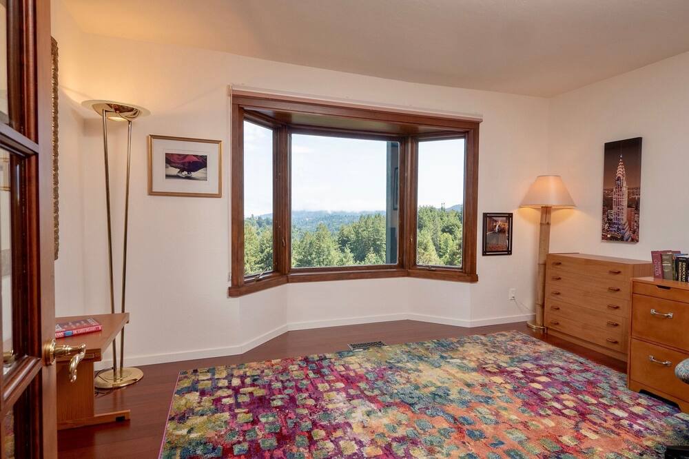 Photo of Bedroom in Mill Valley