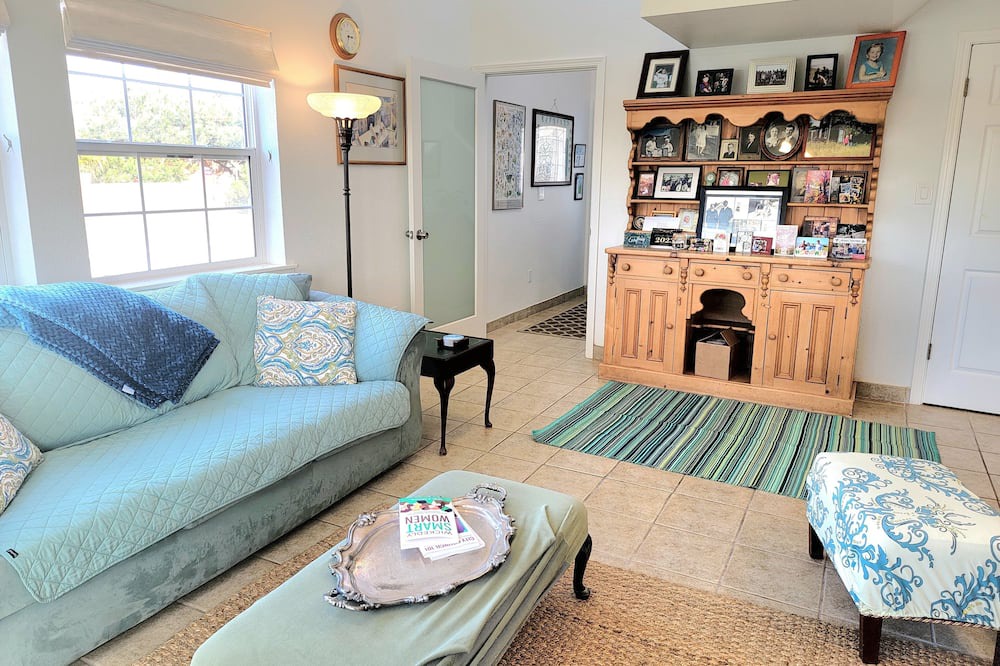 Photo of Livingroom in Grover Beach