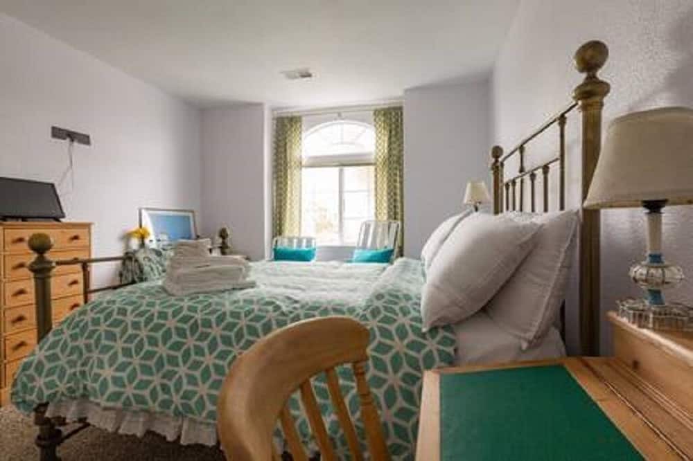 Photo of Bedroom in Grover Beach