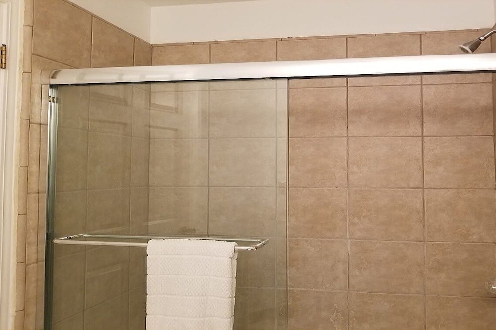 Photo of Bathroom in Grover Beach