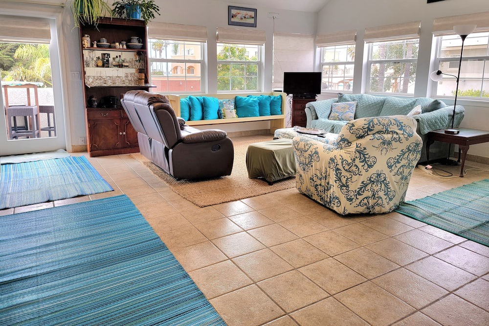 Photo of Livingroom in Grover Beach