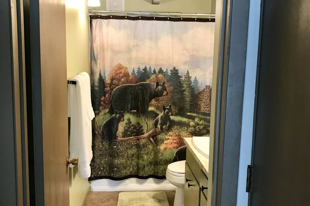 Photo of Bedroom in Tahoma