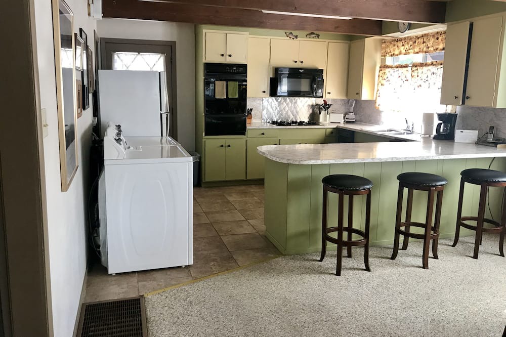 Photo of Kitchen in Tahoma