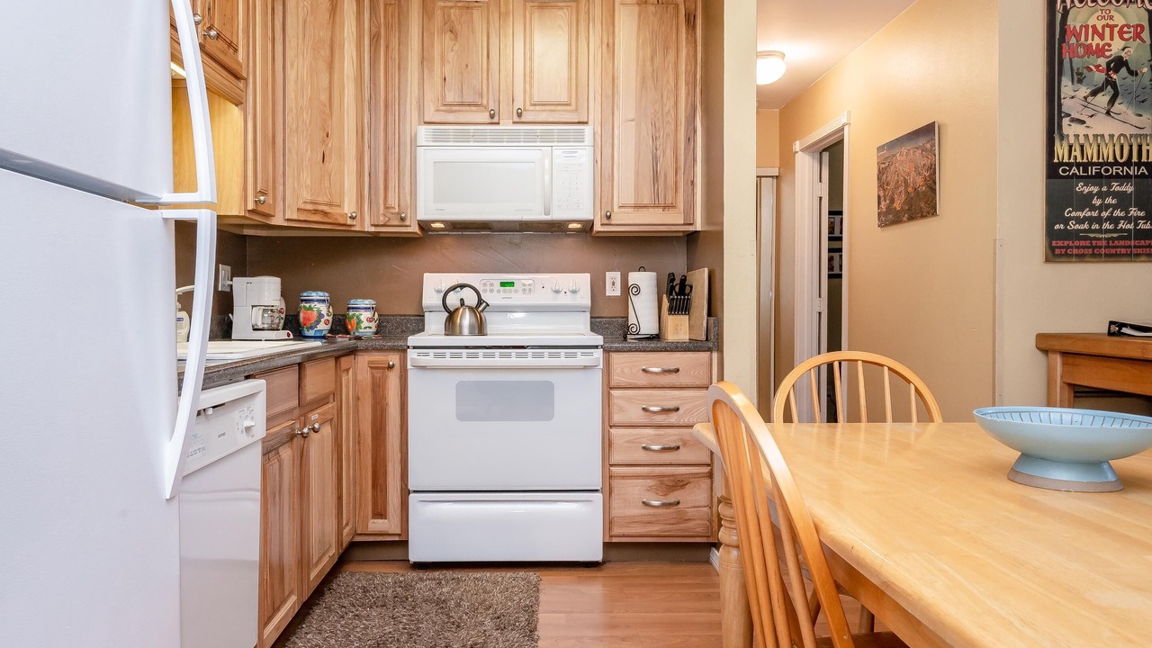 Photo of Kitchen in Mammoth Lakes