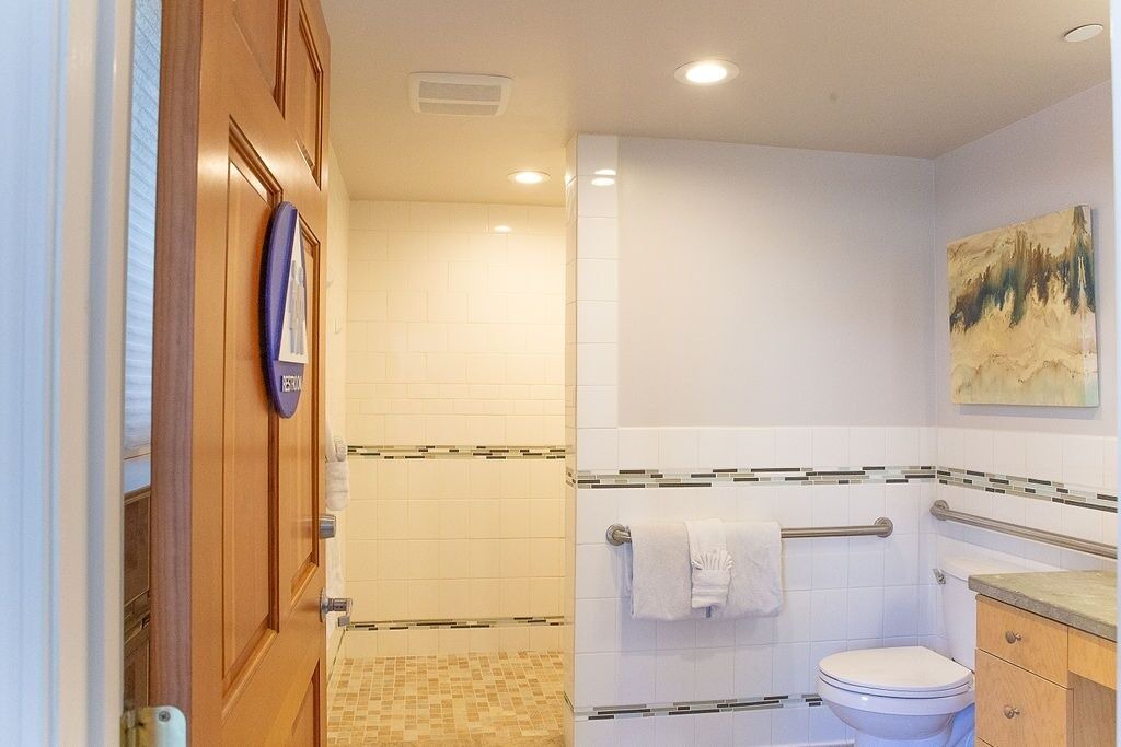 Photo of Bathroom in Avila Beach