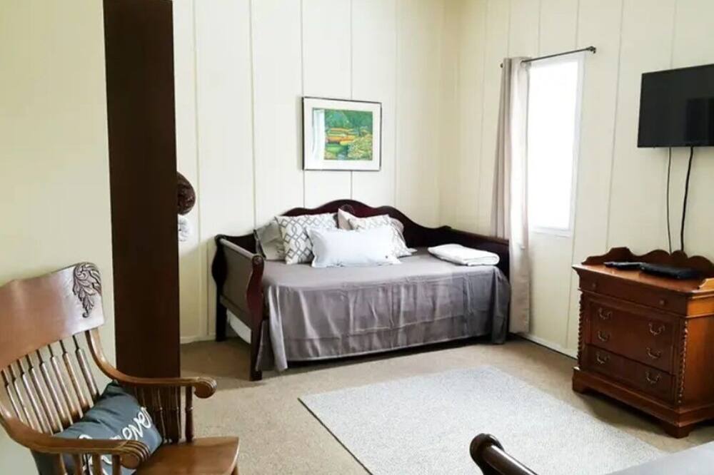Photo of Bedroom in June Lake