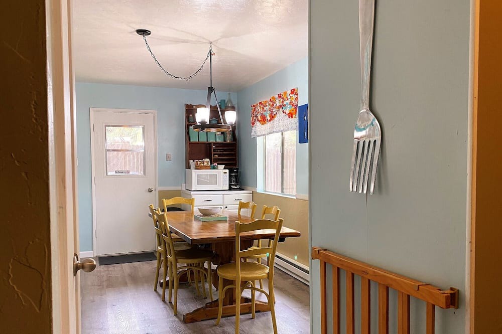 Photo of Livingroom in Ponderosa Park