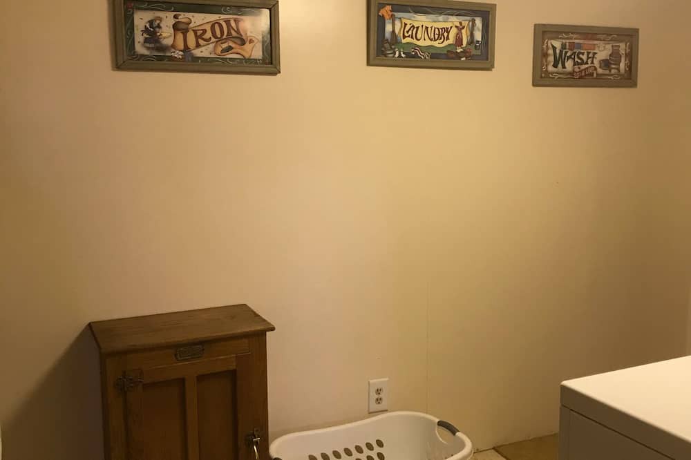 Photo of Livingroom in Fredonia