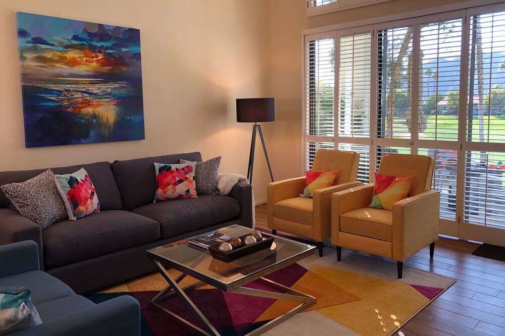 Photo of Bedroom in La Quinta