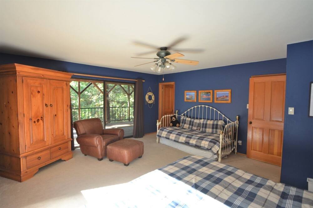 Photo of Bedroom in Bass Lake