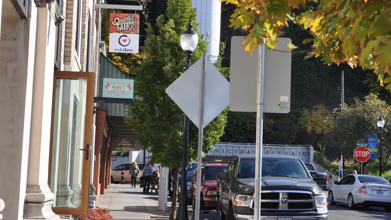 Photo of Outdoor in McLoughlin