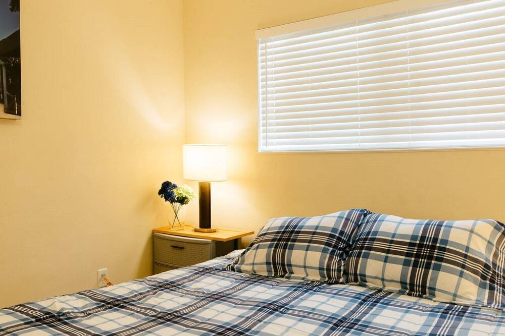 Photo of Bedroom in Seaside