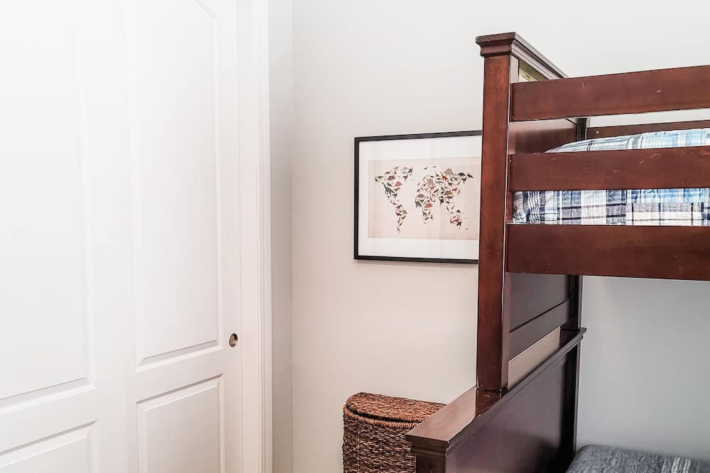 Photo of Bedroom in Arroyo Grande