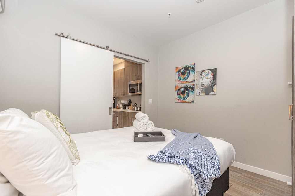 Photo of Bedroom in Midway District