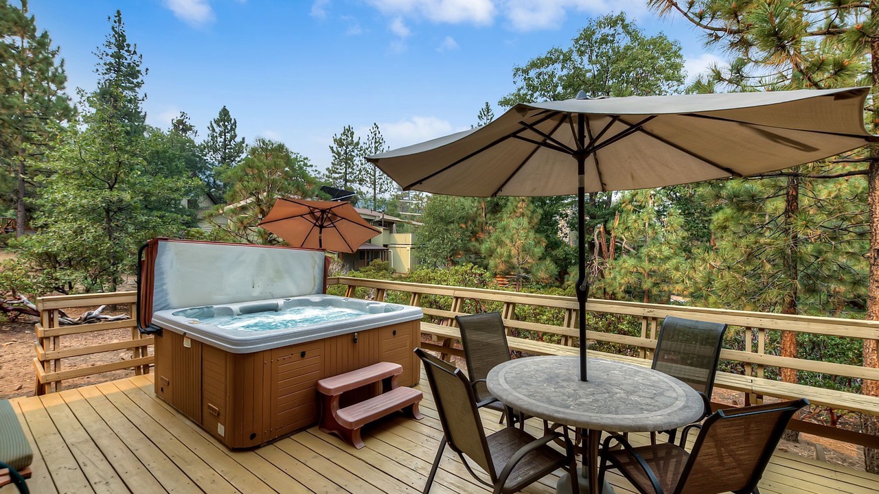 Photo of Outdoor in Summit Estates