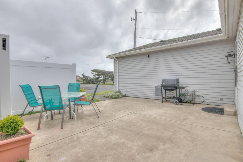 Photo of Patio Balcony in Roads End