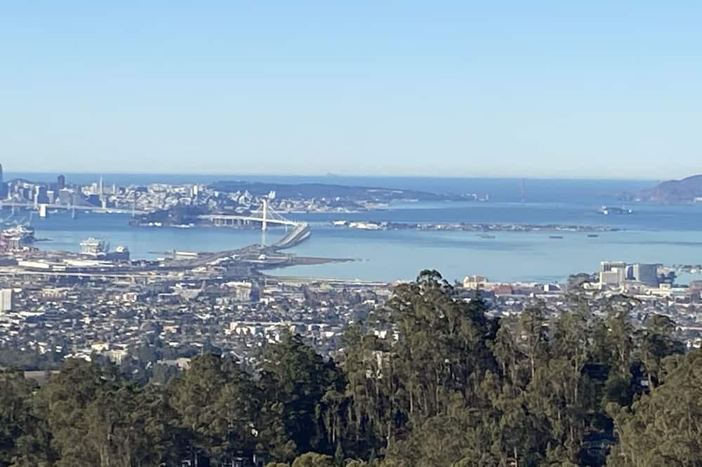 Photo of Others in Oakland
