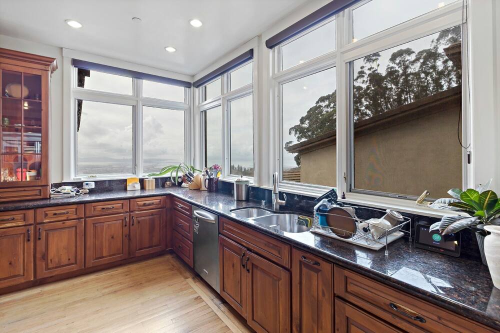 Photo of Kitchen in Oakland