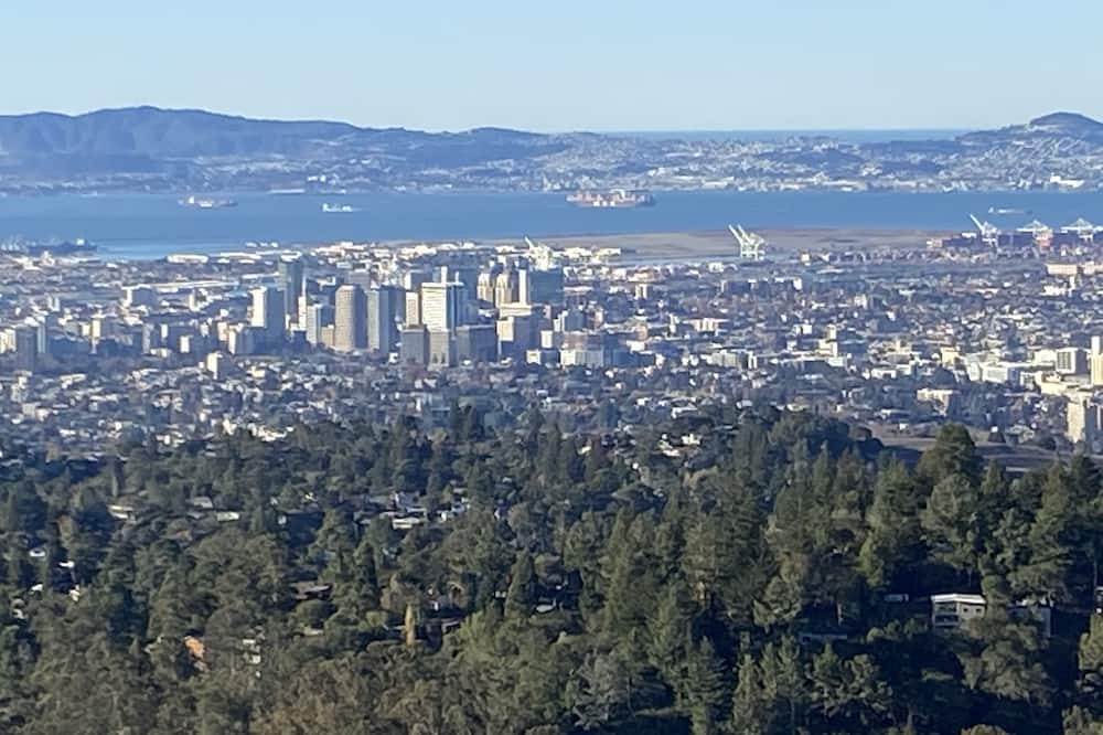 Photo of Others in Oakland