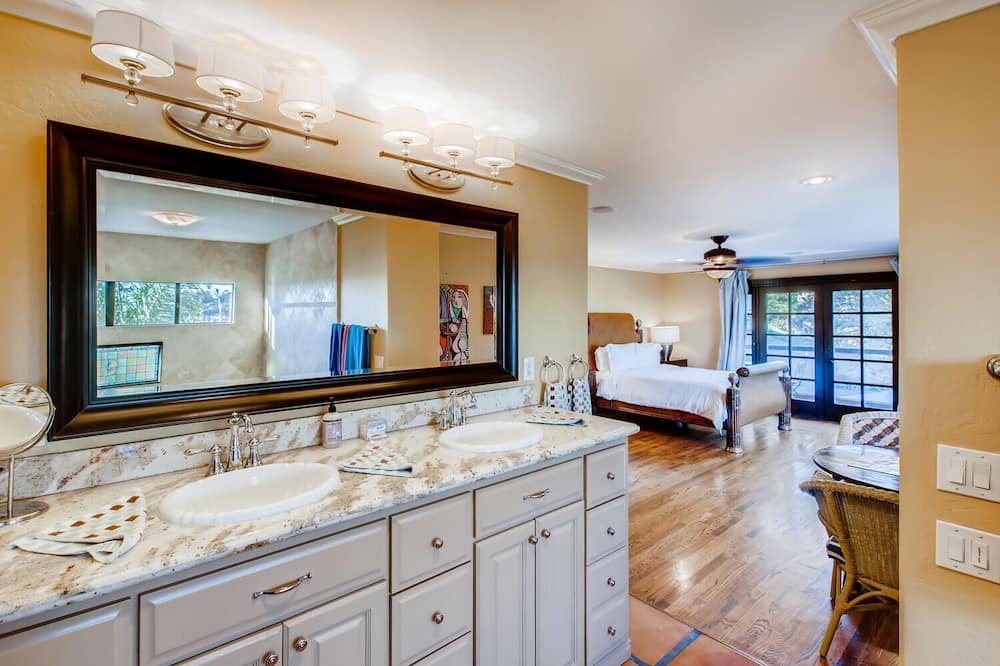 Photo of Bathroom in Morena