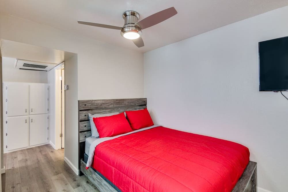 Photo of Bedroom in Surprise