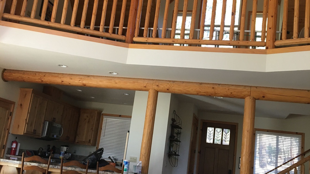 Photo of Livingroom in North Wawona
