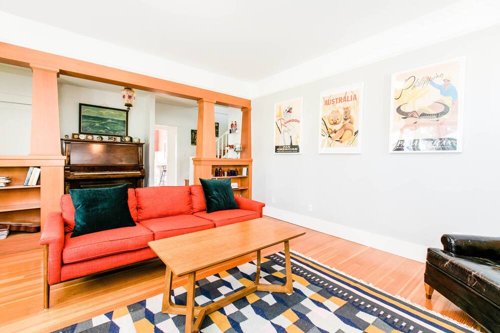 Photo of Livingroom in Southwest Santa Rosa
