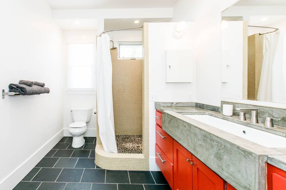 Photo of Bathroom in Southwest Santa Rosa