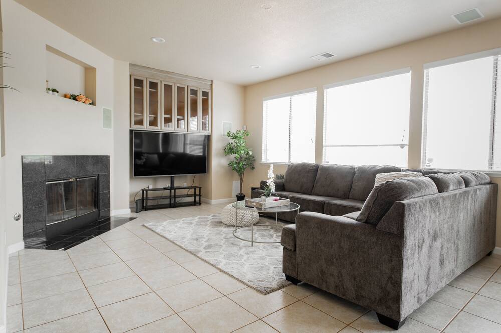 Photo of Livingroom in Silver Creek