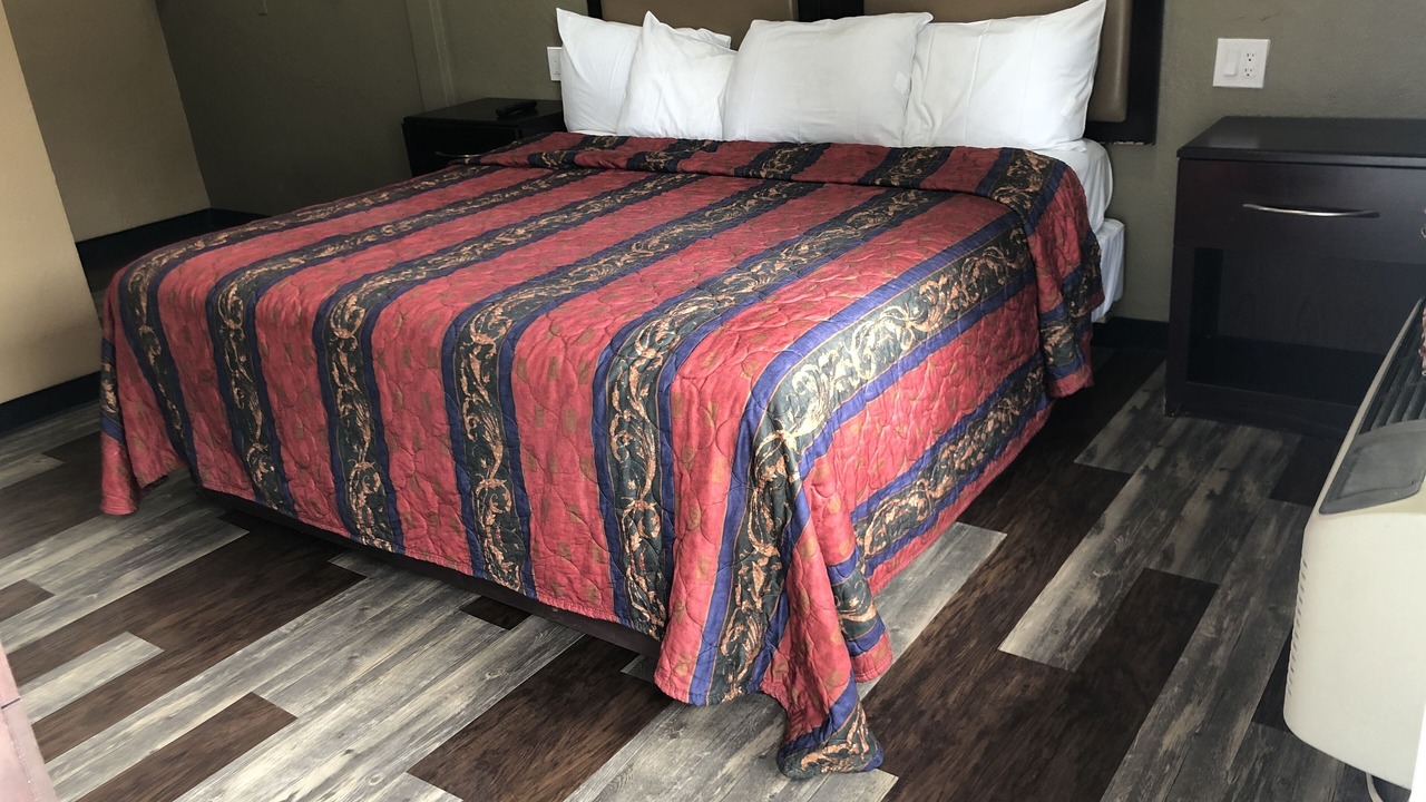 Photo of Bedroom in Chico