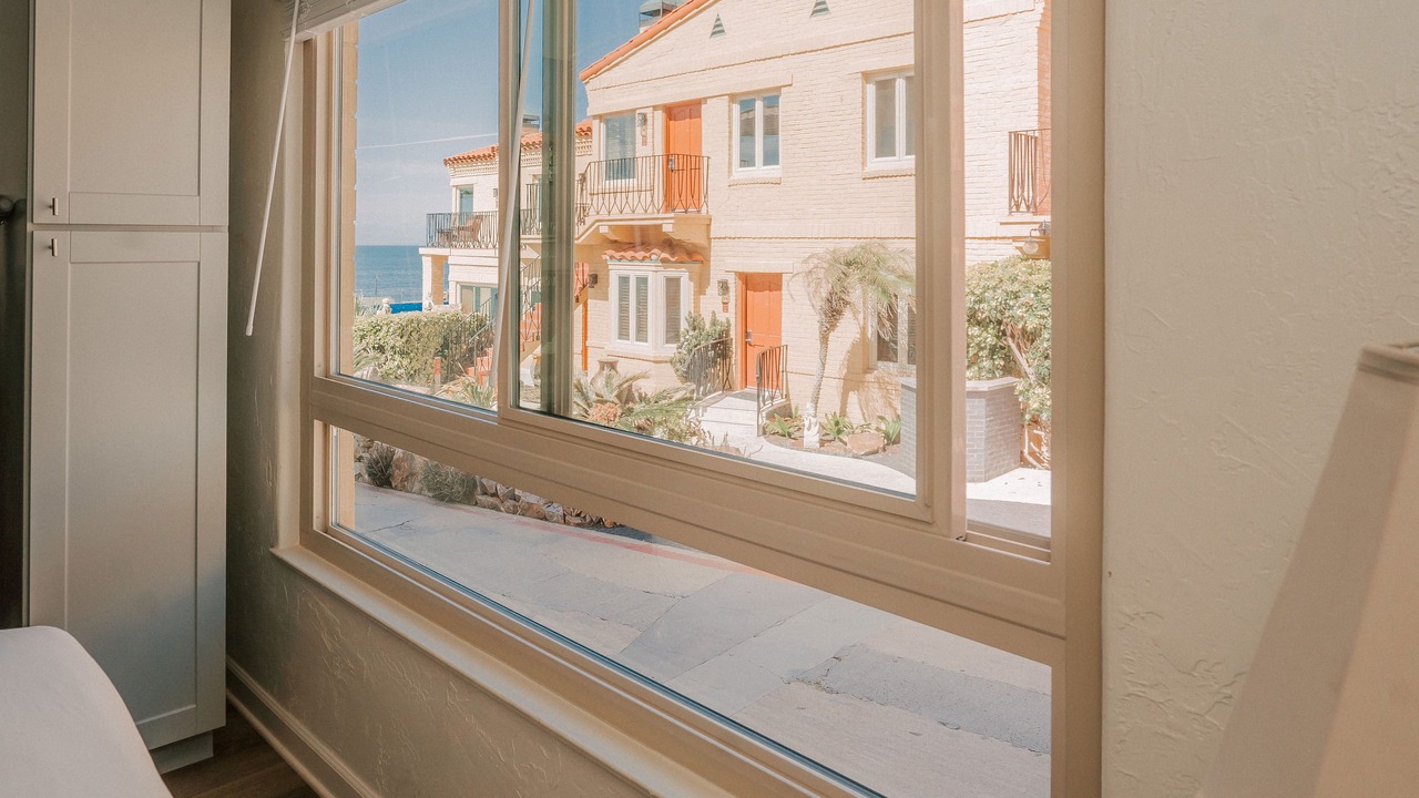 Photo of Bedroom in Village of La Jolla