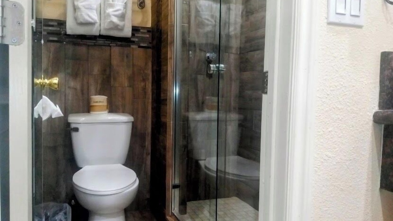 Photo of Bathroom in Indio