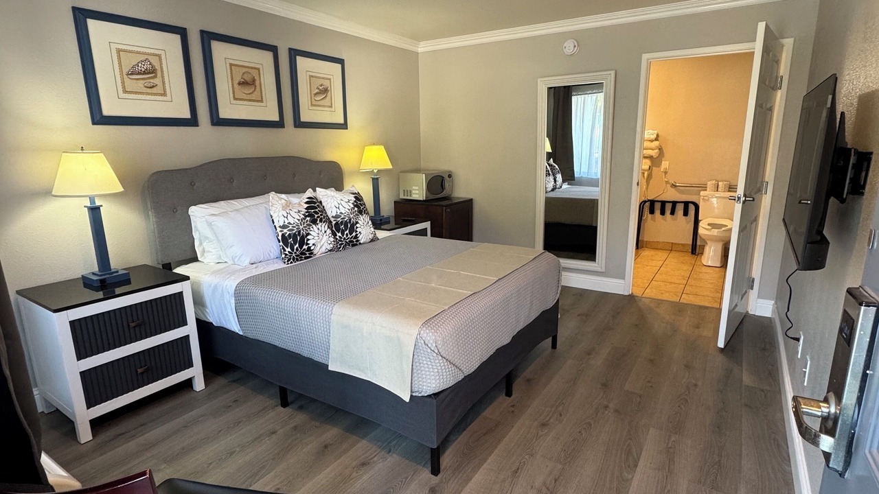 Photo of Bedroom in Oceano
