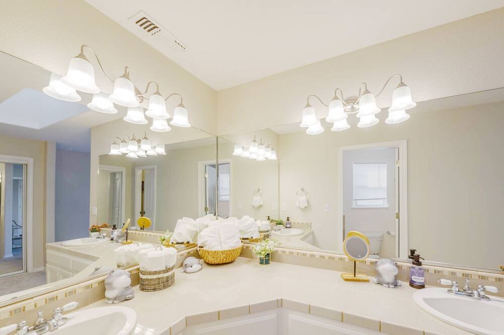 Photo of Bathroom in Chico