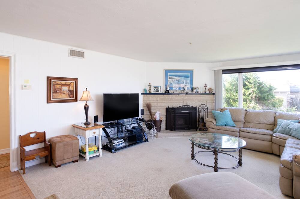 Photo of Livingroom in Morro Bay