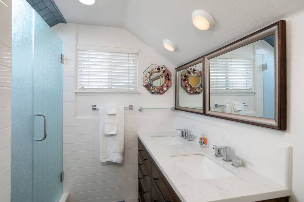 Photo of Bathroom in Morro Bay