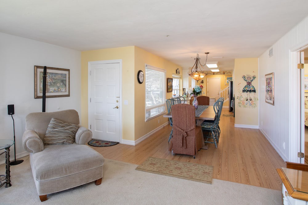 Photo of Livingroom in Morro Bay