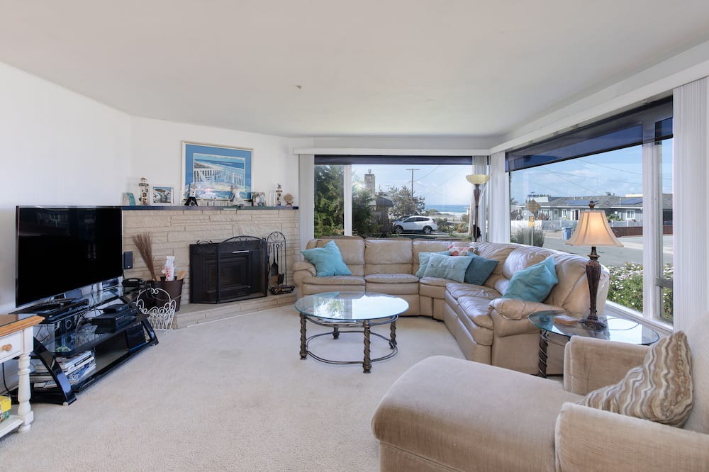 Photo of Livingroom in Morro Bay