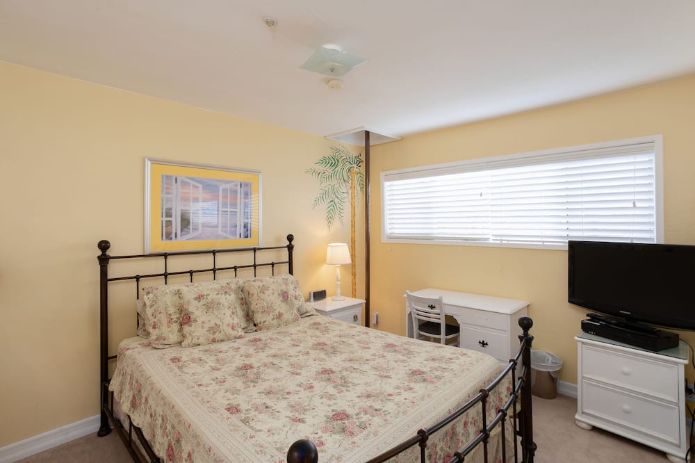 Photo of Bedroom in Morro Bay
