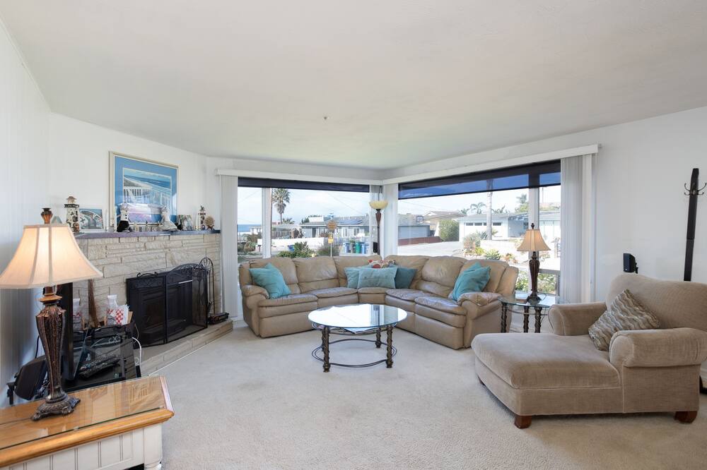Photo of Livingroom in Morro Bay