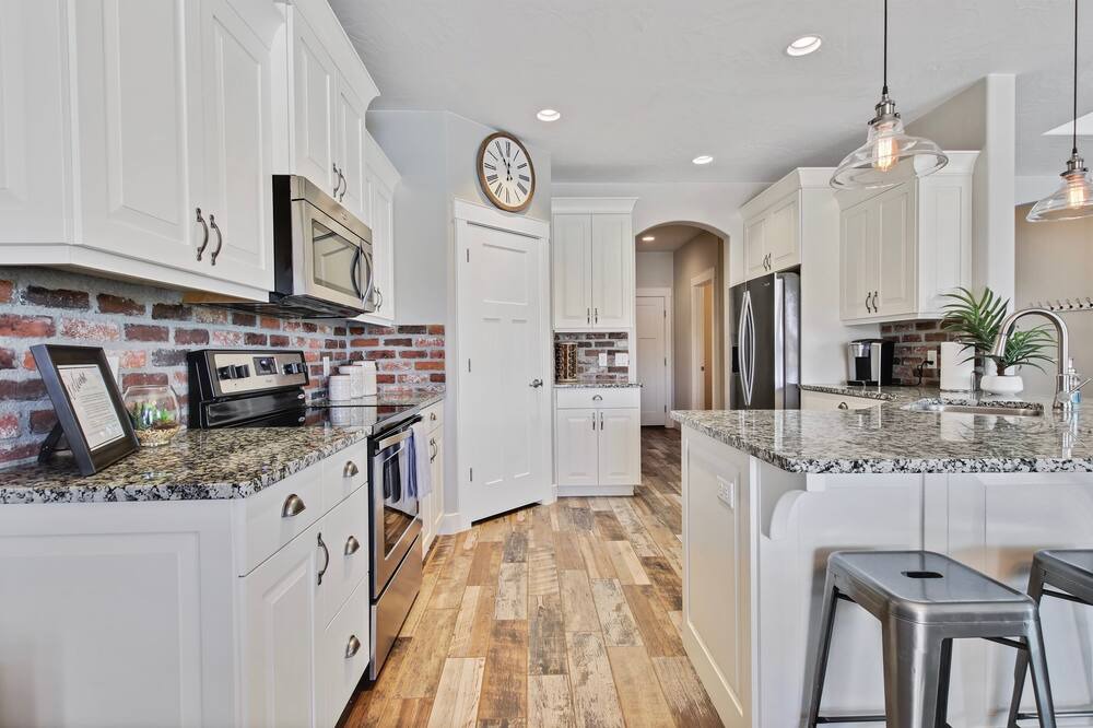 Photo of Kitchen in Hurricane